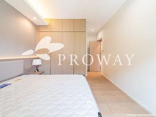 Mid Levels Central - Elegant Terrace 09