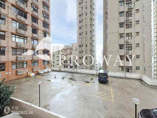 Mid Levels West - Parkway Court 02