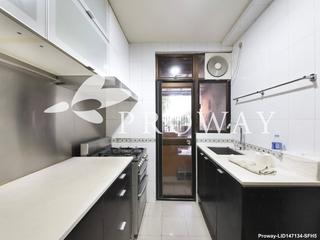 Mid Levels West - Parkway Court 10