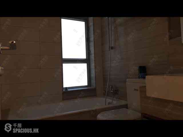 Sai Ying Pun - Island Crest Block 2 03