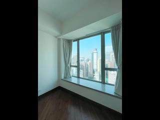 Wan Chai - The Avenue Phase 2 Block 1 08