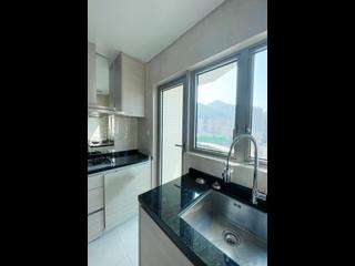 Wan Chai - The Avenue Phase 2 Block 1 10