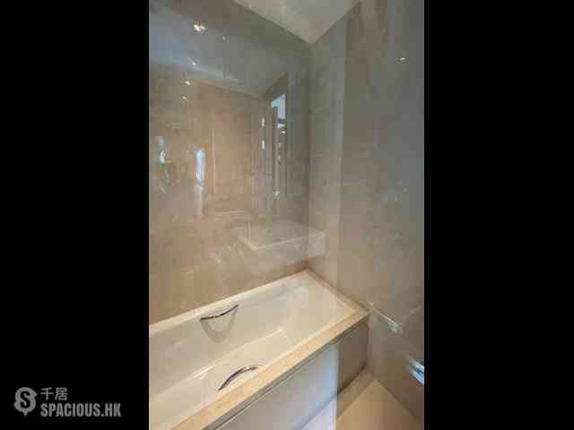 Wan Chai - The Avenue Phase 2 Block 1 11