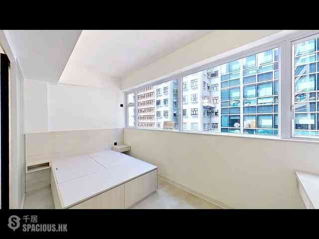 Sheung Wan - 14, Queen's Road West 08