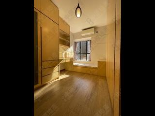 Mid Levels Central - Elegant Terrace 05