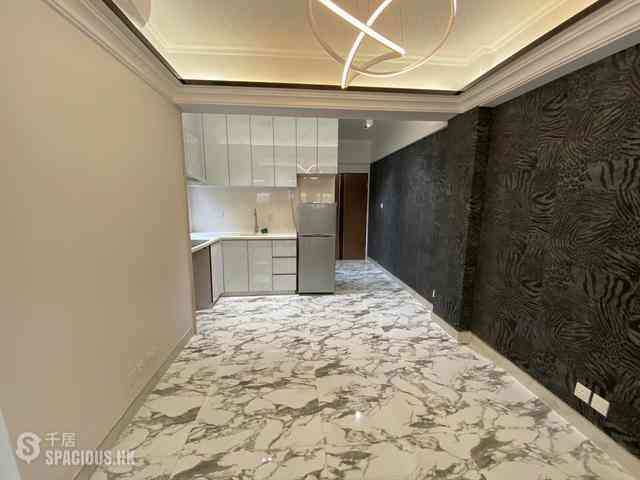 Wan Chai - King Tao Building 02