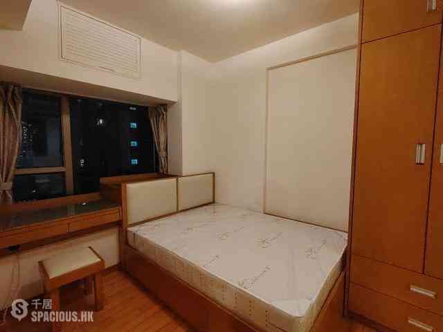Wan Chai - The Zenith 05