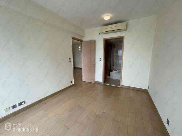 Wong Chuk Hang - Marinella Block 8 05