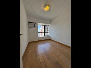 Mid Levels Central - The Grand Panorama 06