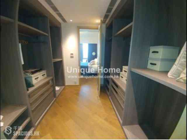 Mid Levels Central - 3, MacDonnell Road 06