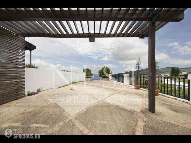 Clear Water Bay - Silver Fountain Terrace 01