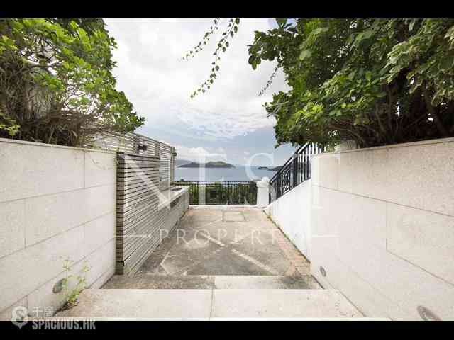 Clear Water Bay - Silver Fountain Terrace 02