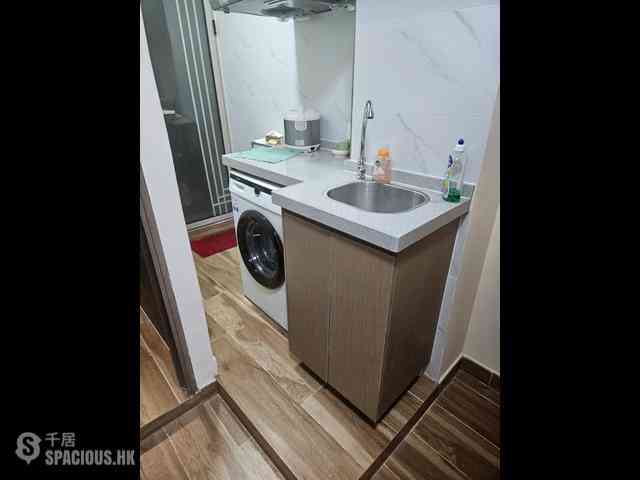 Sai Ying Pun - 28, Sai Woo Lane 03