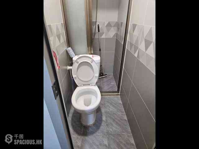 Sai Ying Pun - 28, Sai Woo Lane 06