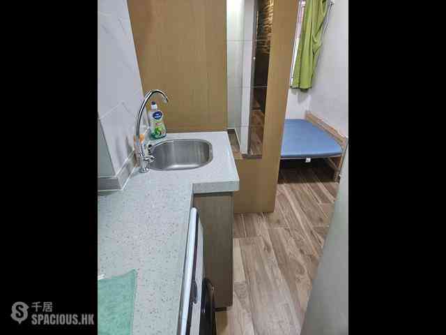 Sai Ying Pun - 28, Sai Woo Lane 08