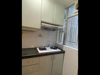 Chung Hom Kok - Lung Tak Court Yi Tak House (Block D) 05