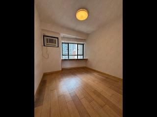 Mid Levels Central - The Grand Panorama Block 2 03