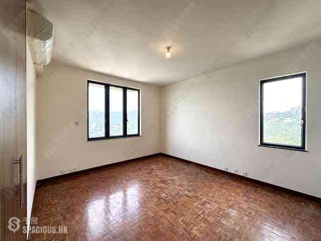 Repulse Bay - Manhattan Tower 03