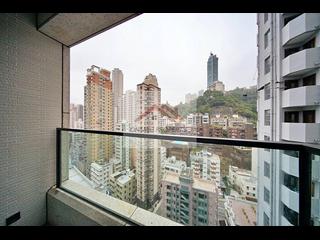 Happy Valley - Eight Kwai Fong Happy Valley 03