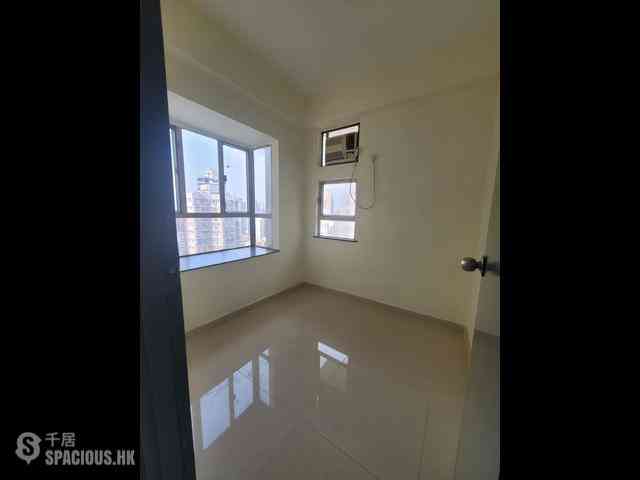 Sai Ying Pun - Wing Sing Court 07