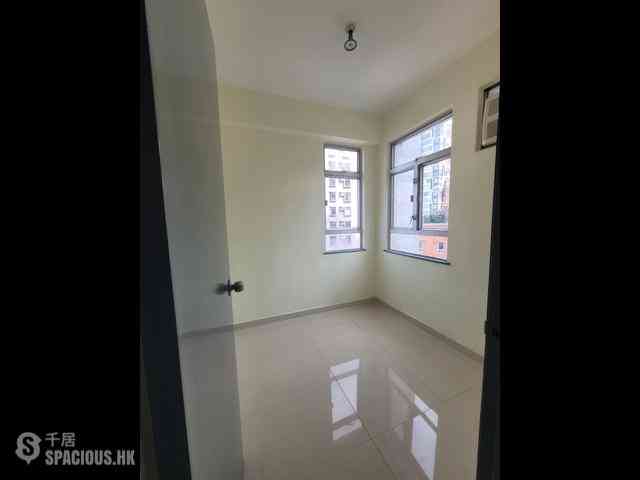Sai Ying Pun - Wing Sing Court 08