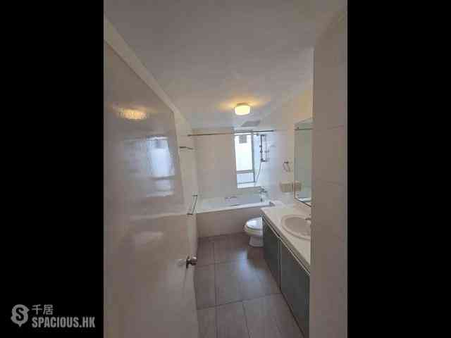 Mid Levels Central - Tregunter Tower 3 12