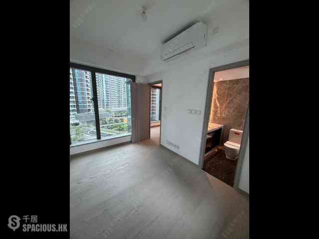 Wong Chuk Hang - The Southside Phase 3C Blue Coast II 03