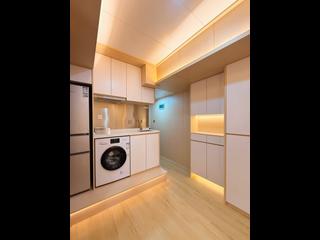 Tsim Sha Tsui - Golden Crown Court 02