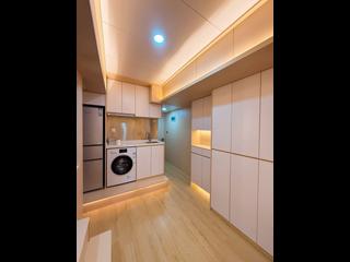 Tsim Sha Tsui - Golden Crown Court 03