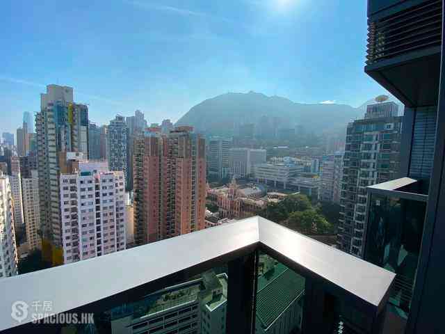 Shek Tong Tsui - Novum West 02