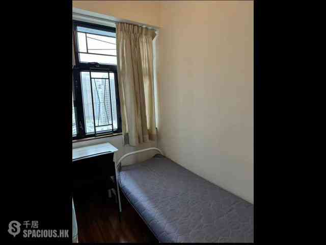 Shek Tong Tsui - Wing Ga Building 04