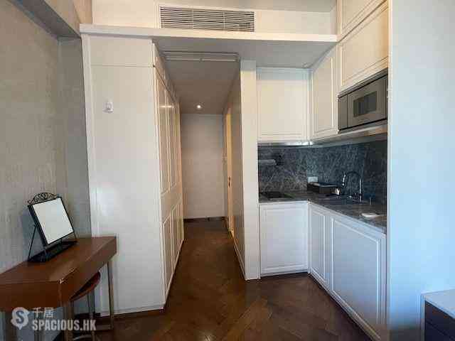 Shek Tong Tsui - One South Lane 02
