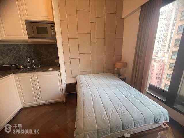 Shek Tong Tsui - One South Lane 03
