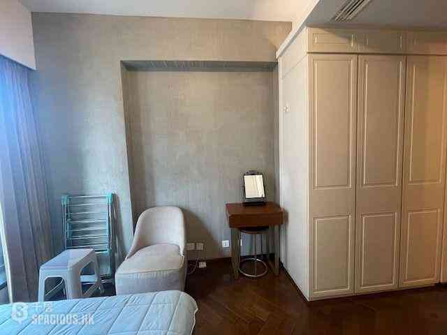 Shek Tong Tsui - One South Lane 06