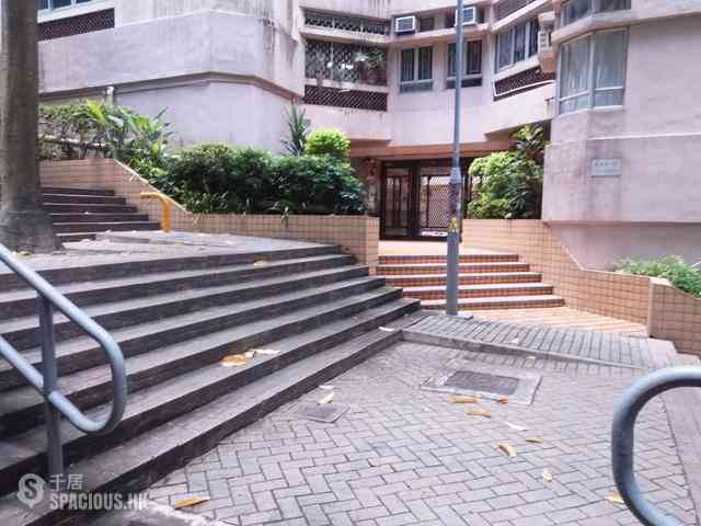 Kennedy Town - Hee Wong Terrace 09