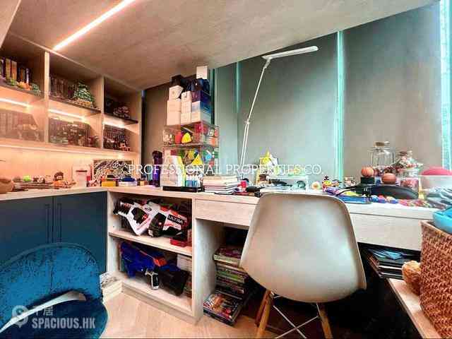 Tai Hang - Y.I 12
