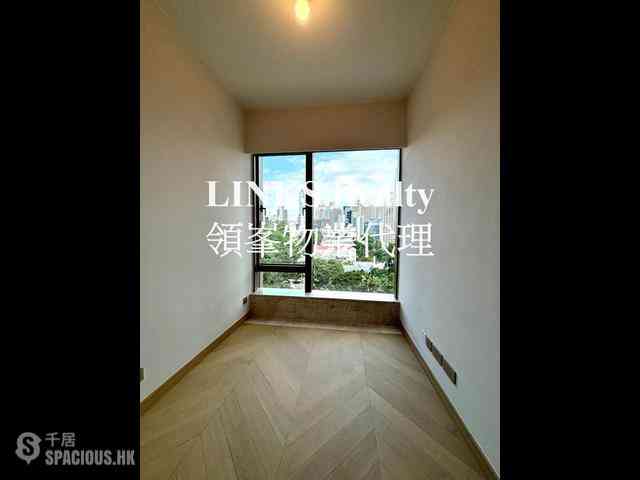 Mid Levels Central - 22A, Kennedy Road 04