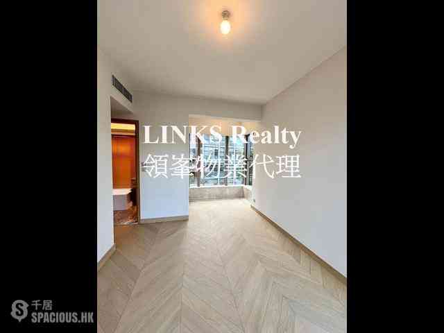Mid Levels Central - 22A, Kennedy Road 14