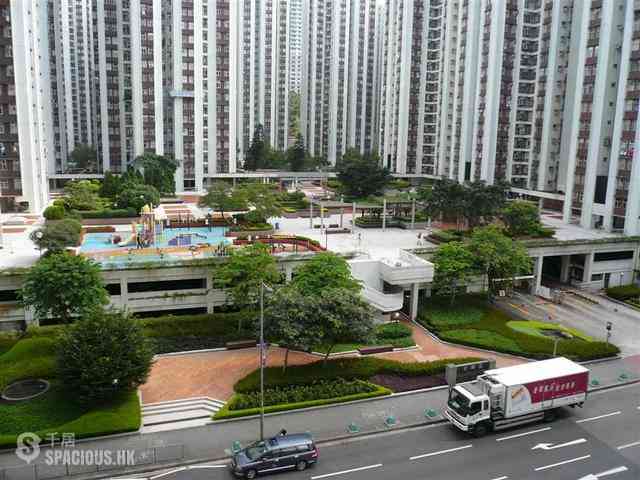 Tai Koo Shing - Tai Koo Shing Harbour View Gardens (East) 01