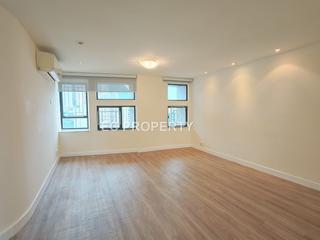 Mid Levels Central - Birchwood Place 04
