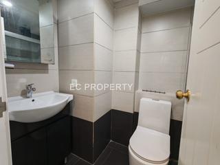 Mid Levels Central - Birchwood Place 19