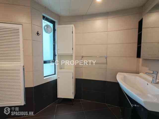 Mid Levels Central - Birchwood Place 09