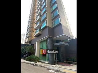 Sai Ying Pun - Centre Place 10
