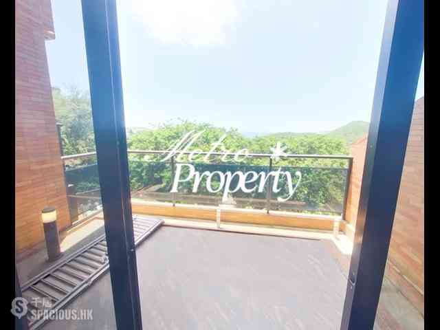 Repulse Bay - The Somerset 02