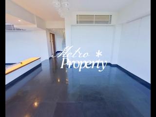 Repulse Bay - The Somerset 05