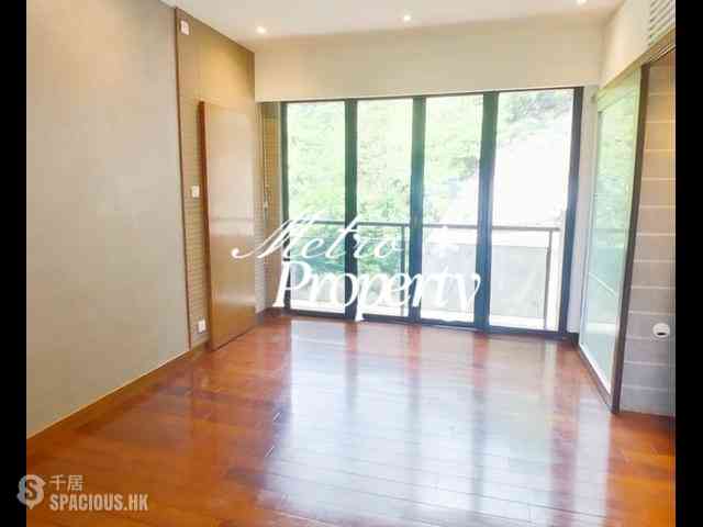 Repulse Bay - The Somerset 15