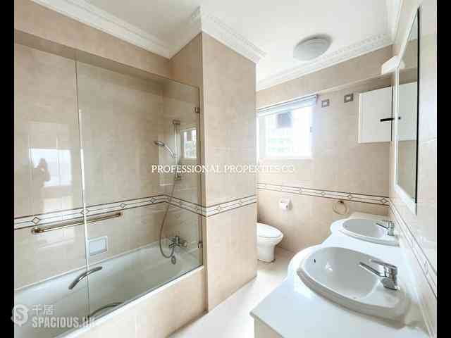 Mid Levels West - Savoy Court 04