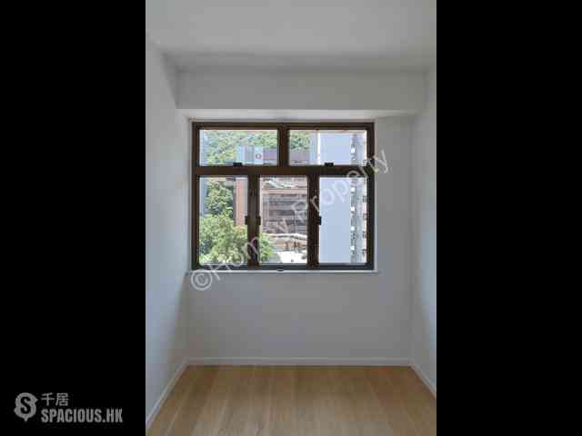 Shek Tong Tsui - Wing Ga Building 04
