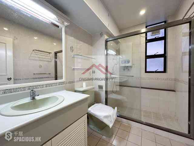 Happy Valley - The Broadville 05