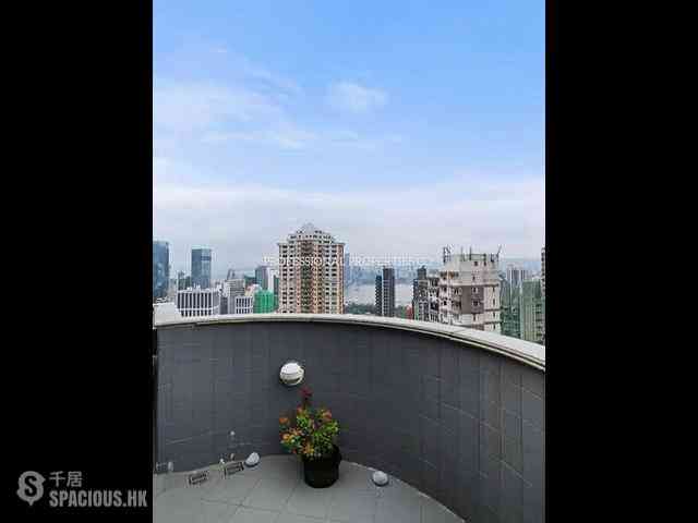 Tai Hang - Carnation Court 05